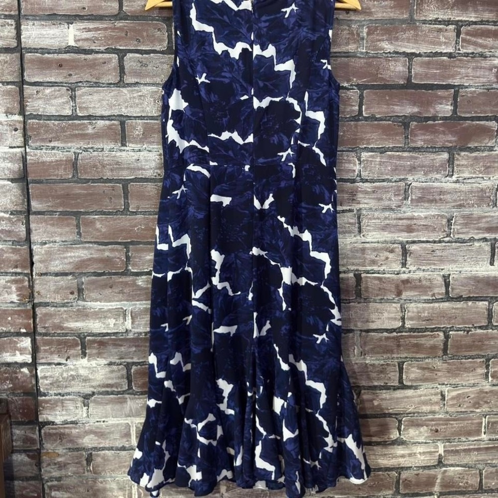 Talbots Dress Women 6 Blue Floral Sleeveless Midi Career Occasion - Picture 2 of 4